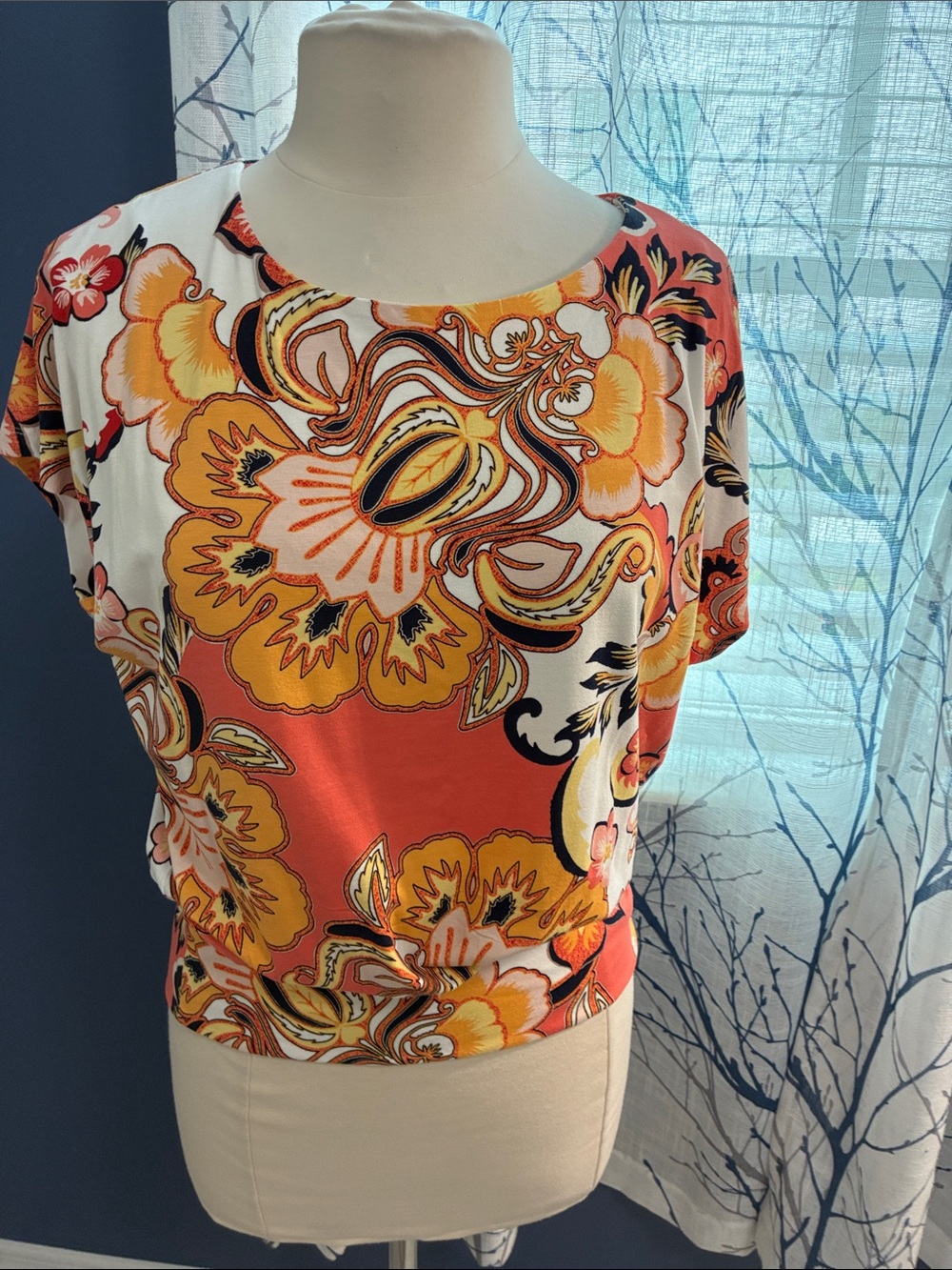 Chico’s floral Scoop Neck Top in Coral and Yellow